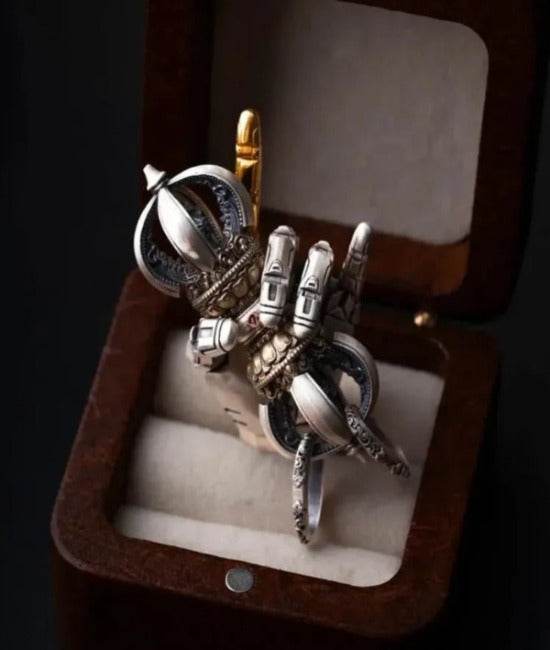 GoldStrike Gauntlet - Pendaura