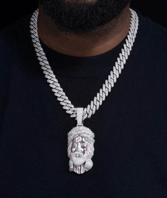 The Messiah Piece - Pendaura